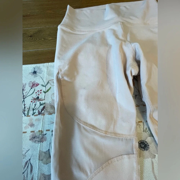 Alo | Yoga Workout Leggings | Blush Pink | Sheer Panels | Women’s L - Picture 3 of 6